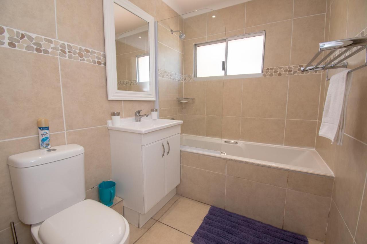 307 Bermudas - By Stay In Umhlanga Rocks Buitenkant foto
